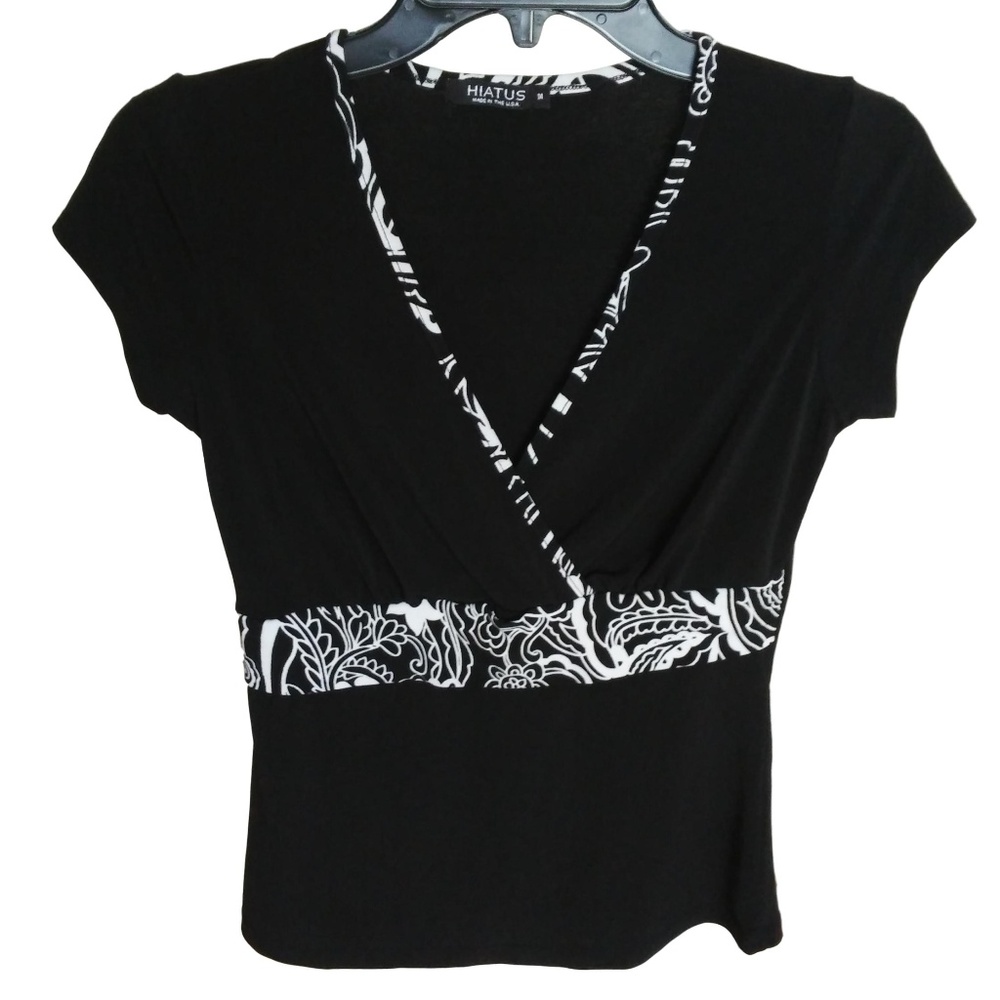 Hiatus Top - Stretchy